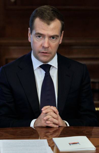 Дмитрий медведев - биография, информация, личная жизнь
