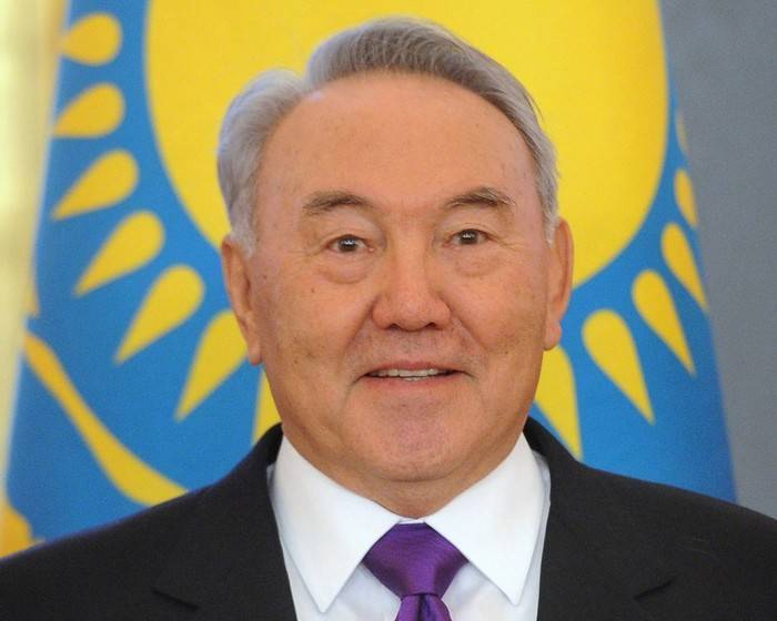 Нурсултан назарбаев: биография, личная жизнь, почему ушел в отставку